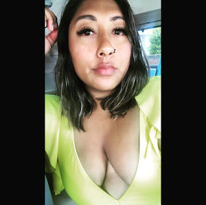 Meet your Posher, Ambar